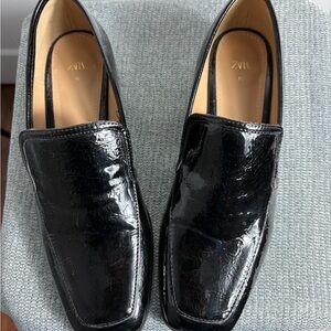 New Zara Black Patent Leather Women’s Loafers Size 6